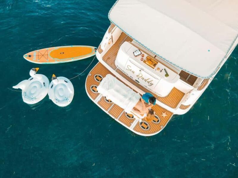 Private yacht ride in Cancun - An In-Depth Look at the Cancun Private Yacht Experience