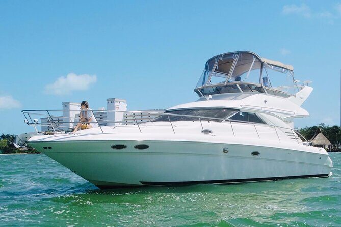 Private Yacht SeaRay 46ft Cancun 25P17 - Who Should Consider This Tour?