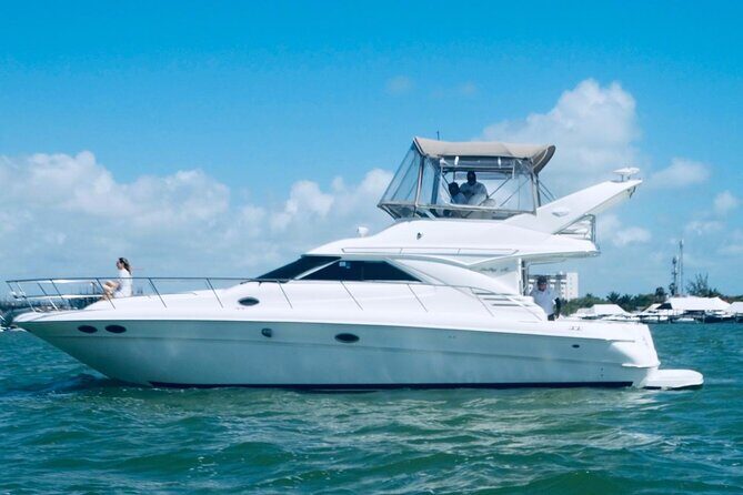 Private Yacht SeaRay 46ft Cancun 25P17 - The Sum Up