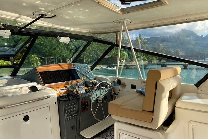 Private Yacht tour on Tahiti or Moorea lagoon - Included Services: Comfort and Convenience