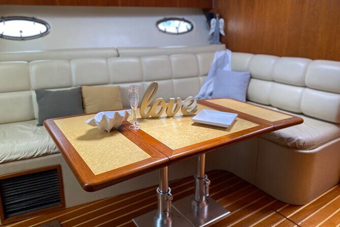 Private Yacht tour on Tahiti or Moorea lagoon - The Sum Up: A Luxurious Taste of French Polynesia