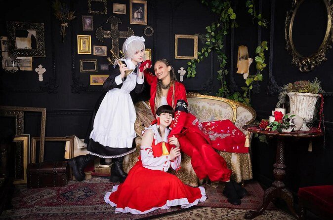 Professional Cosplay Photography Experience with English Guide - Who Will Enjoy This Tour?