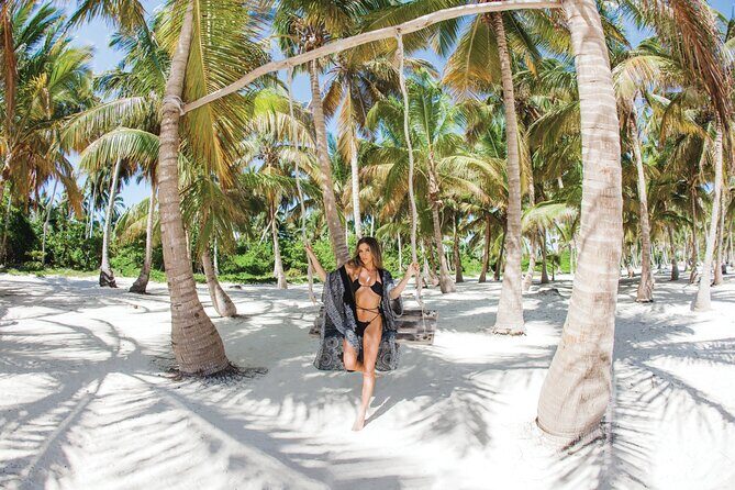 Professional photoshoot in Punta Cana and DR - Book now! - Meeting and Logistics