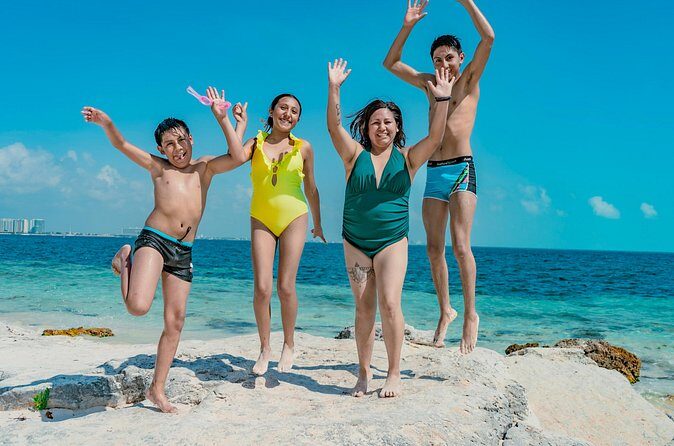 Professional Private Photoshoot in Cancun with Transportation - Who Is This Tour Best For?