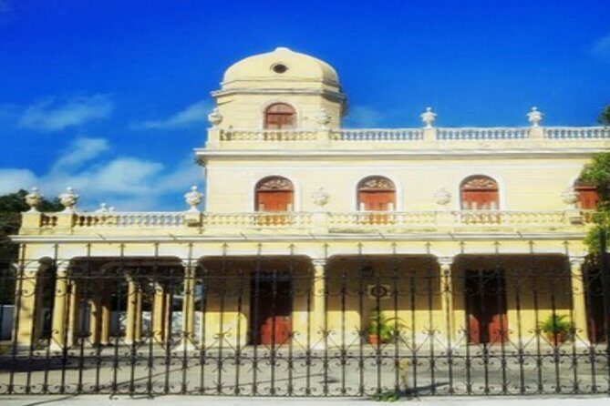 Progreso Shore Excursion: Small Group Shopping & Merida City Tour - Who this tour suits best