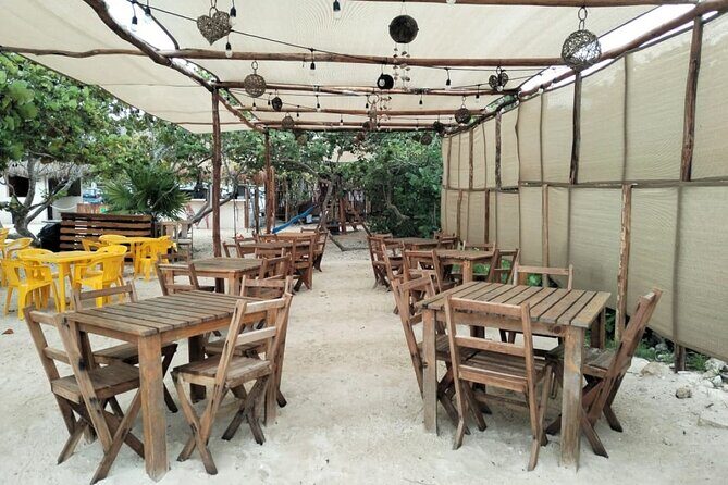Progress Cocoloba V.I.P open bar and food included Beach club - The Sum Up