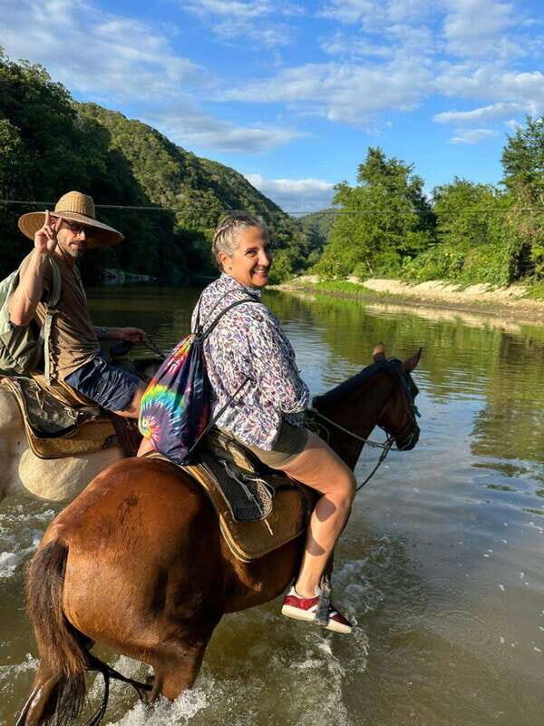 Puerto Escondido: Horseback Riding Along the Countryside - Key Points