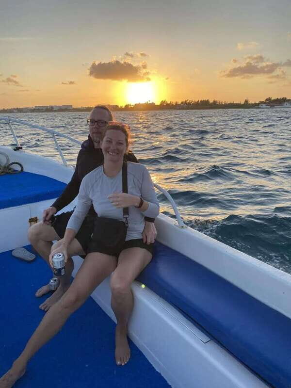 Puerto Morelos: Private Sunset Cruise with Snacks & Drinks - An In-Depth Look at the Experience