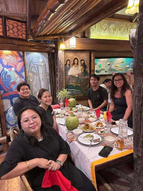 Puerto Princesa: Seafood Lunch or Dinner with transfers - Key Points