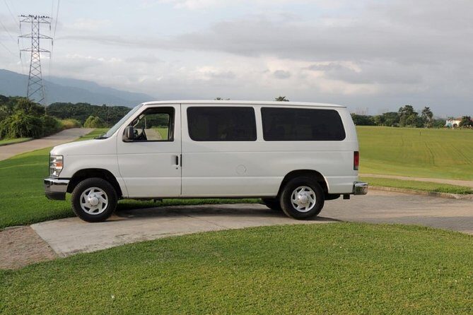 Puerto Vallarta Airport-Hotel Shuttle Transportation - A Close Look at the Experience