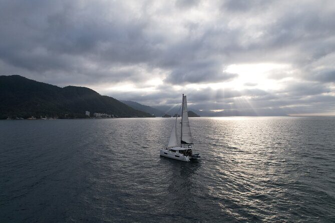 Puerto Vallarta: All Inclusive Coast & Fun 4hrs 40`Lagoon Ibiza - The Crew and Service Quality