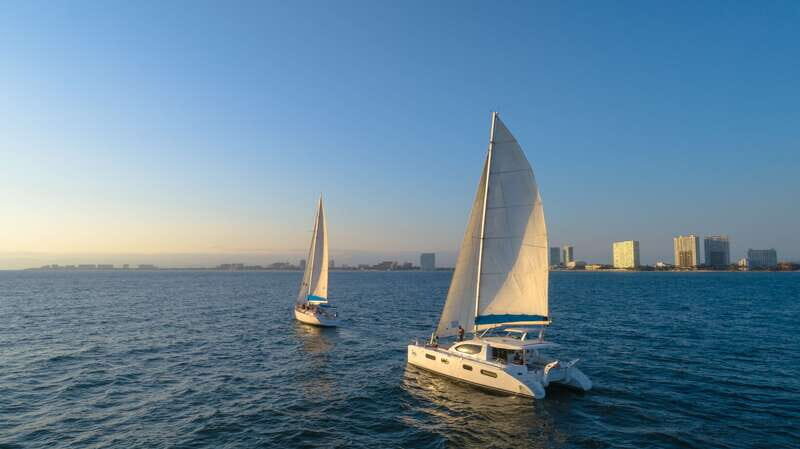 Puerto Vallarta: Bay of Banderas Luxury Sunset Sailing Tour - Why This Tour Works
