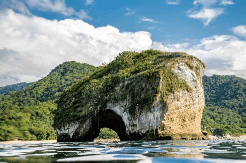 Puerto Vallarta: Los Arcos, Ánimas, and Quimixto Boat Tour - Value and Considerations