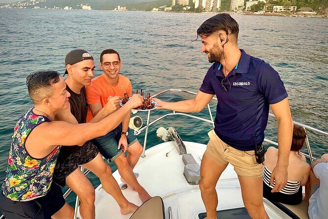 Puerto Vallarta: Luxury Yacht Sunset Cruise with open bar - FAQs