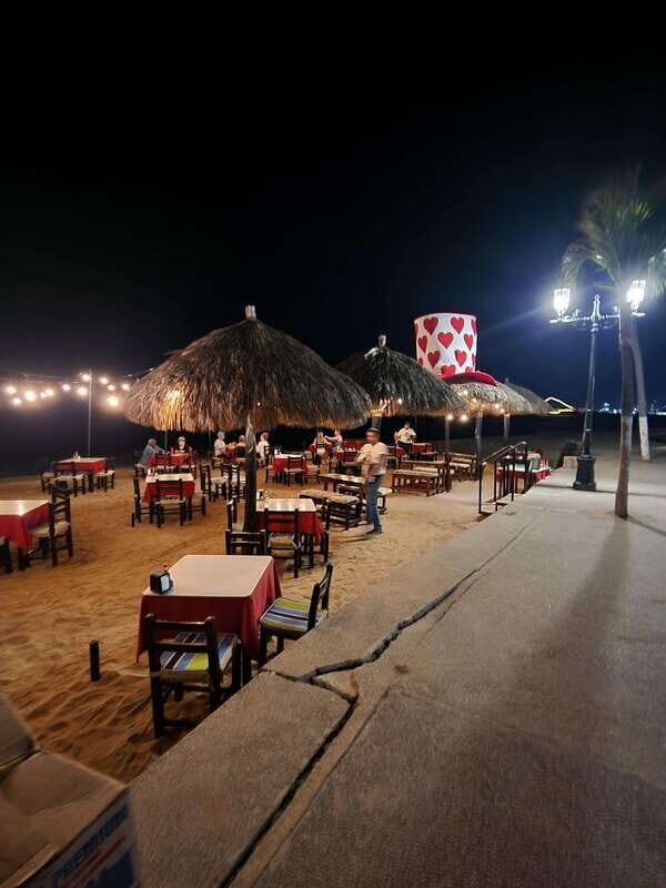 Puerto Vallarta: Malecon and Romantic Zone Nightlife Tour - Practical Tips for Tour Participants