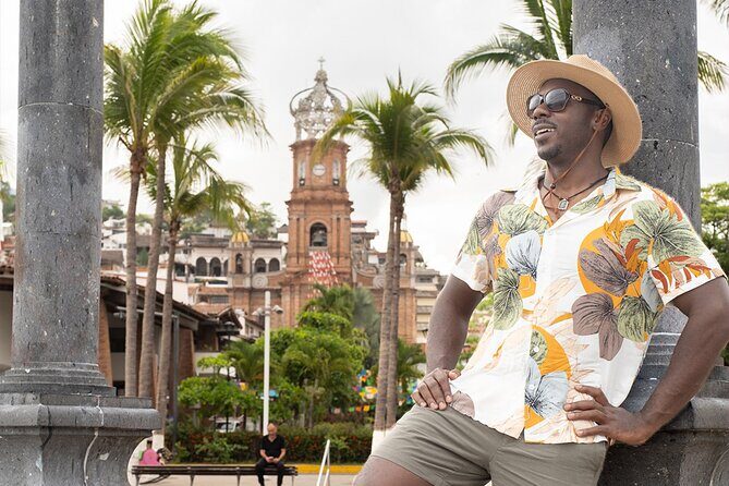 Puerto Vallarta Photoshoot with Professional Photographer - Key Points