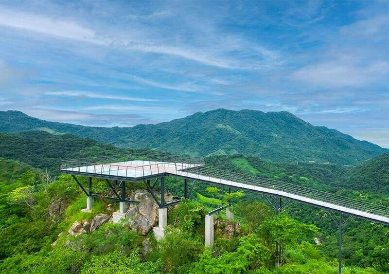 Puerto Vallarta: Walking Tour to Glass ViewPoint Jorullo - The Balance of Adventure and Comfort