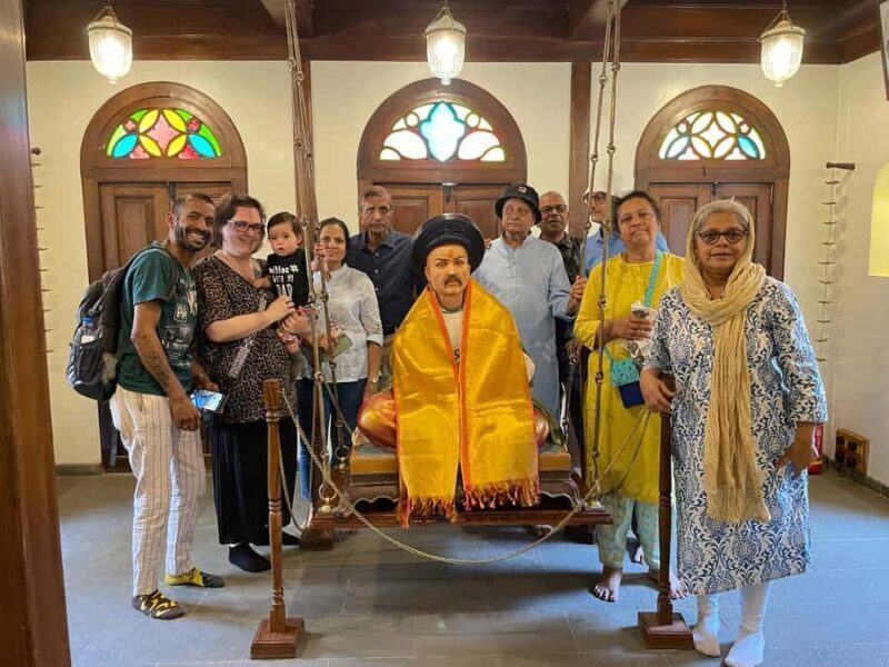 Pune: Old City & Camp Cultural Walking Tour with Local Snack - The Food and Market Experience