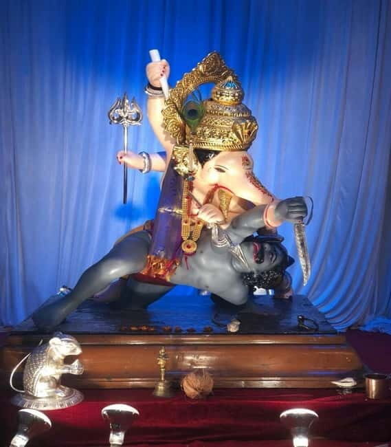 Pune: Sacred Sites Walking Tour of Old City with Snacks - An Introduction to the Tour Experience