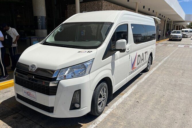 Punta Cana Airport to ALL INCLUSIVE RESORTS in UVERO ALTO R/T - Exploring the Punta Cana Airport to Uvero Alto Private Transfer