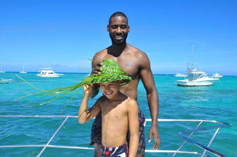 Punta Cana: Catamaran Tour with Reef Snorkeling and Open Bar - Authentic Experiences and Reviews
