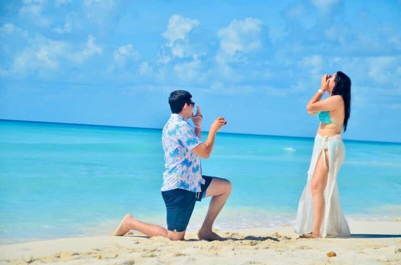Punta cana: Island Escape to Saona catamaran & Beach lunch - Key Points