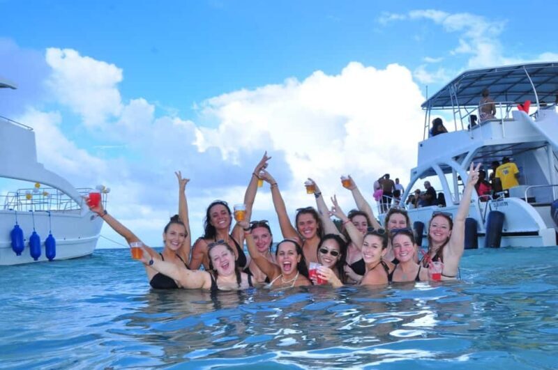 Punta Cana Private Catamaran Cruise, Open Bar & Snorkeling - FAQs