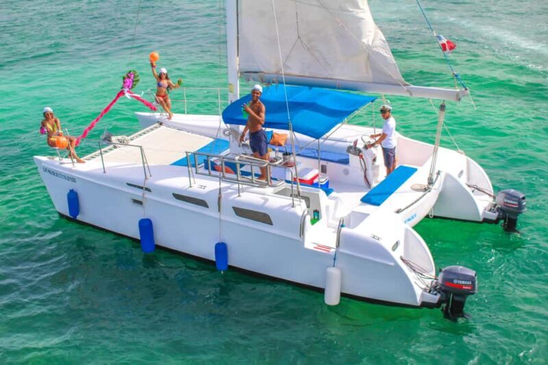 Punta Cana Private Catamaran (Small Group) - Punta Cana Private Catamaran (Small Group) – An Authentic Caribbean Day on the Water