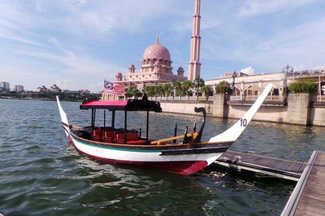 Putrajaya Tour with Traditional Boat Cruise & Pink Mosque (Private) - Authenticities and Insights from Travelers’ Reviews