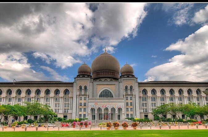 Putrajaya Tour with Traditional Boat Cruise & Pink Mosque (Private) - Final Thoughts: Is This Tour Worth Your Time?