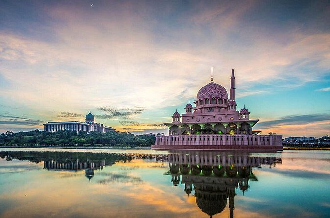 Putrajaya Tour with Traditional Boat Cruise & Pink Mosque (Private) - FAQ