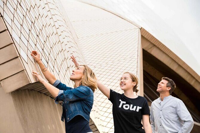 PVT Guided Tour: Sydney Opera House and Featherdale Wildlife Park - An In-Depth Look at the Tour Experience