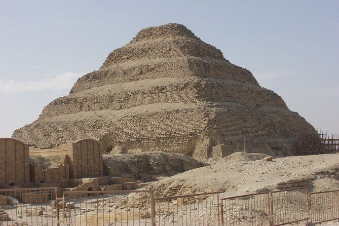 Pyramids of Giza and National Museum Private Day Tour - The Egyptian Museum: Treasure Trove of Ancient Artifacts