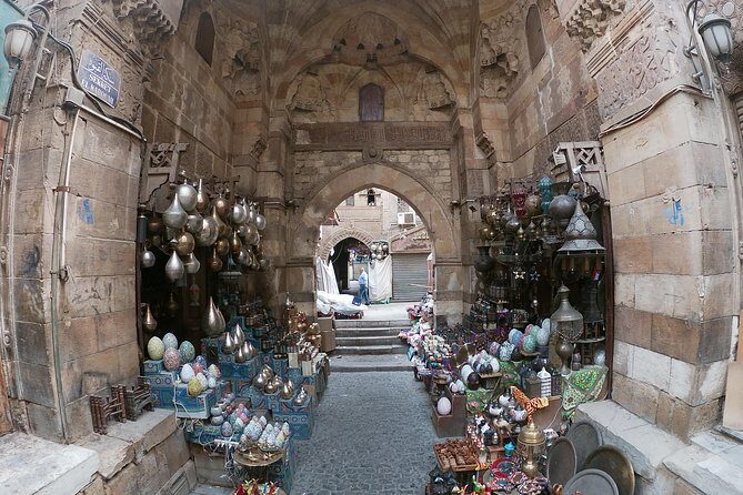 Pyramids of Giza, the Sphinx, the Egyptian Museum. - A Day in Cairo: The Itinerary Breakdown