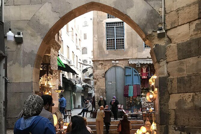 Pyramids, Sphinx, Egyptian Museum And khan El Khalili Day Tour - FAQ