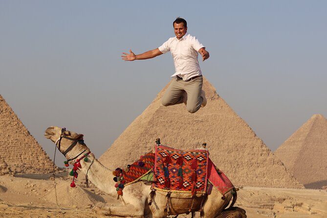 Quad in The Pyramids desert - Authentic and Personalized Experience