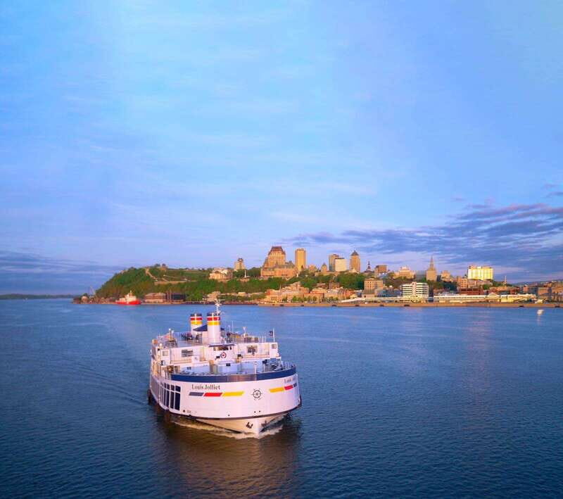 Québec City: 2-Hour Cocktail & DJ Evening Cruise - Key Points