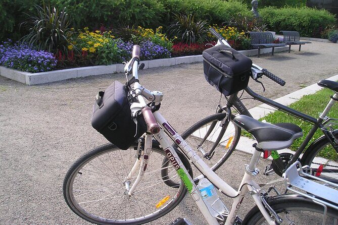 Quebec City Bike Rentals - The Experience: Riding Through Quebec City