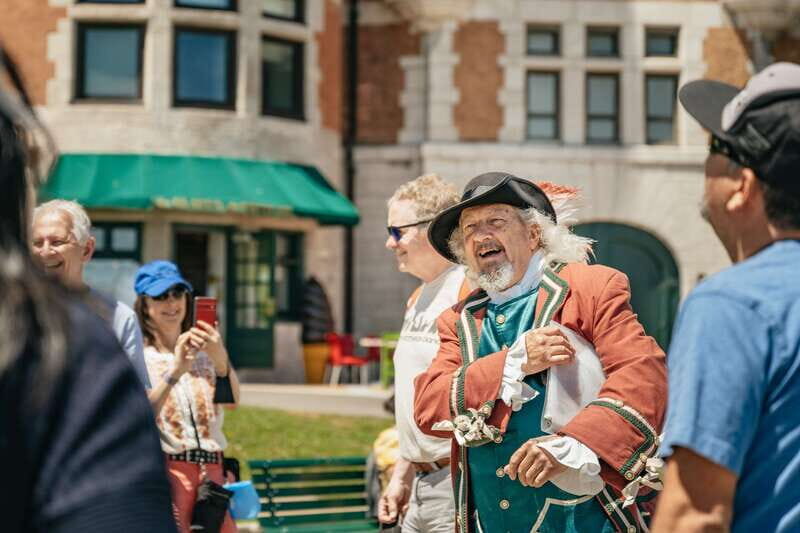 Quebec City: Guided Tour of Fairmont Le Château Frontenac - FAQ