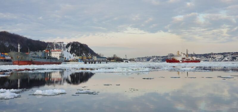 Quebec City: Ice Canoeing with Hot Chocolate & Sauna - An Adventure on Frozen Waters: What to Expect