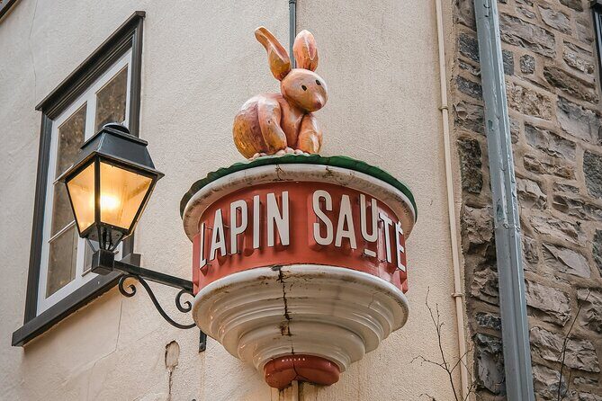 Quebec City Old Town Private Self Guided Walking Tour - Exploring the Monument Cardinal-Taschereau and Oldest Church