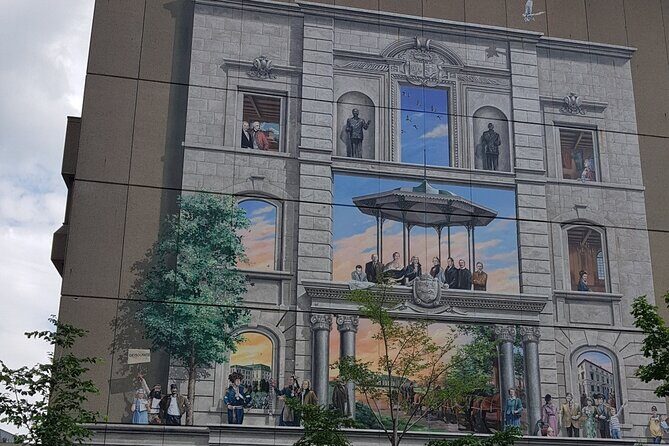 Québec City self-guided walking tour & scavenger hunt - Authentic and Educational Experience