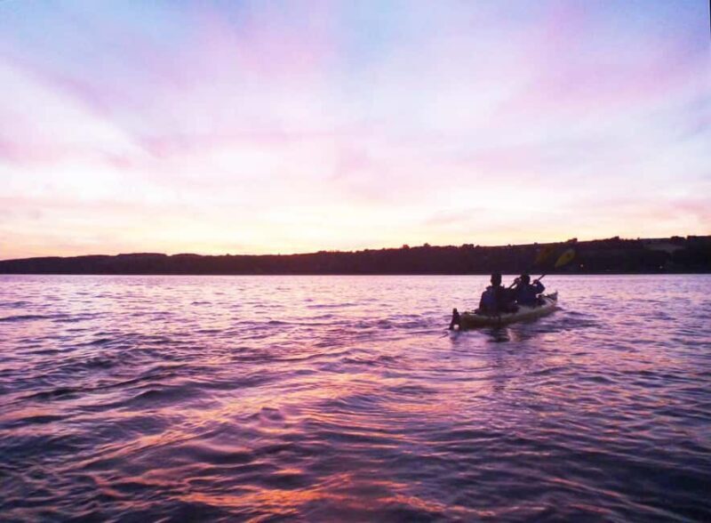 Quebec City Sunset Sea-Kayaking Tour with Mapple Wine - Practical Tips