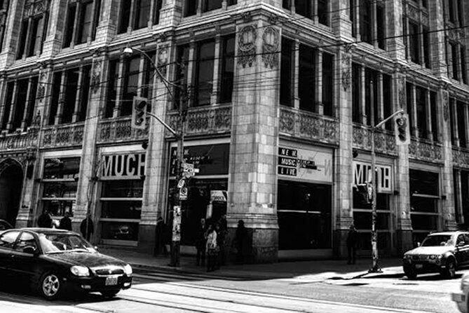 Queen Street West: An audio tour exploring Toronto's coolest street - Queen Street West: An Audio Tour Exploring Torontos Coolest Street