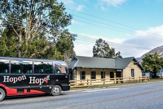 Queenstown Hop-on Hop-off Evening Beer Tour - Key Points