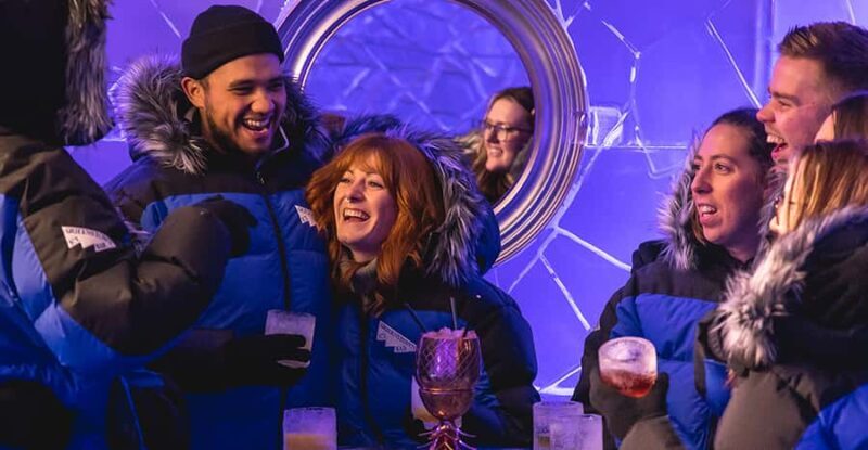 Queenstown: Ice Bar Entry with Warm Winter Gear and Drink - The Setting and Atmosphere