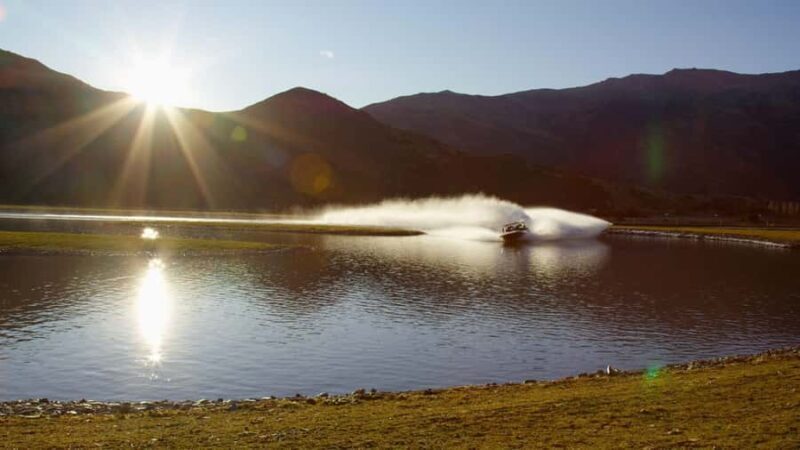 Queenstown: Jet Sprint Boating Experience at Oxbow Adventure - Who Should Consider This Tour?