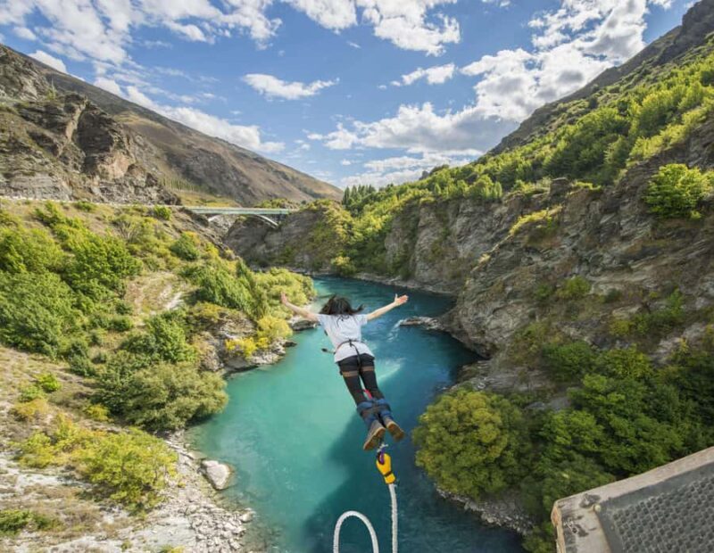Queenstown: Kawarau Bridge Bungy - World's First Bungy! - What’s the Experience Like?