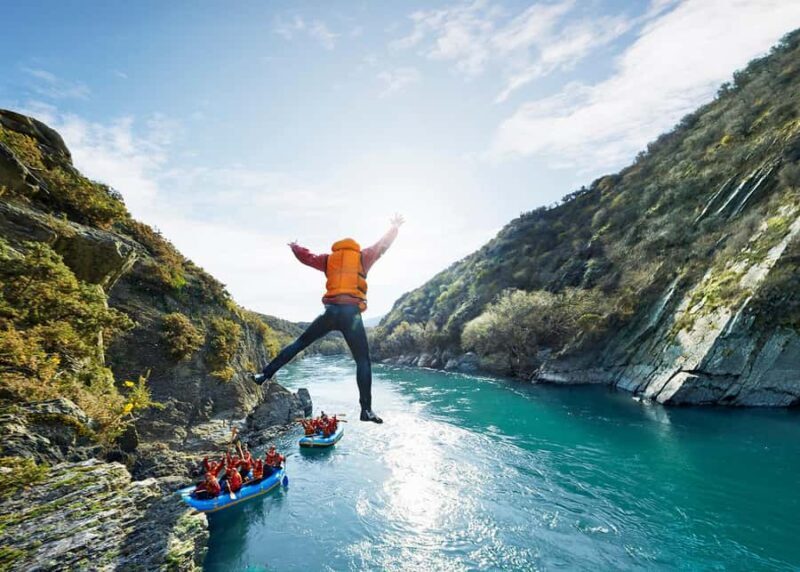 Queenstown: Kawarau River Rafting and Jet Boat Ride - The Longest Rapid and Optional Cliff Jumping