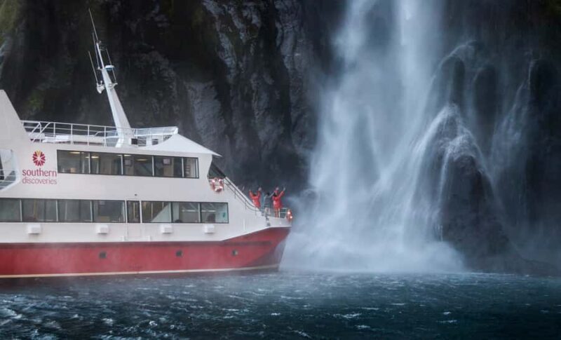 Queenstown: Milford Sound Flight and Cruise - The Milford Sound Cruise